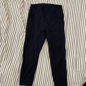 Like new women’s Zyia Capri leggings